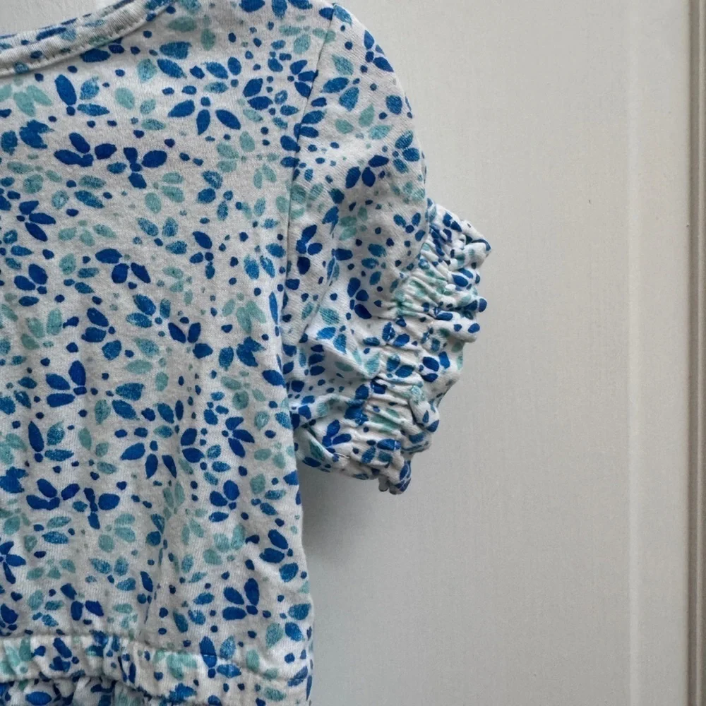 NWOT Baby Gap 2T Girls Floral Blue & White Short Cinched Sleeve Blouse
